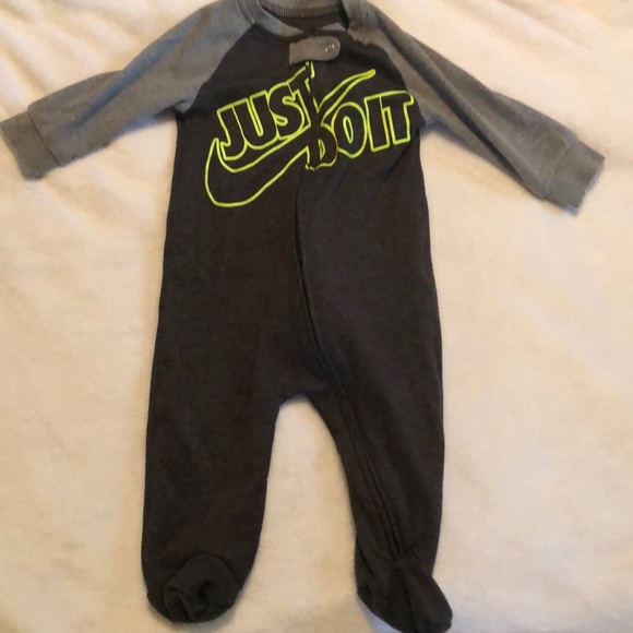 nike footie pajamas